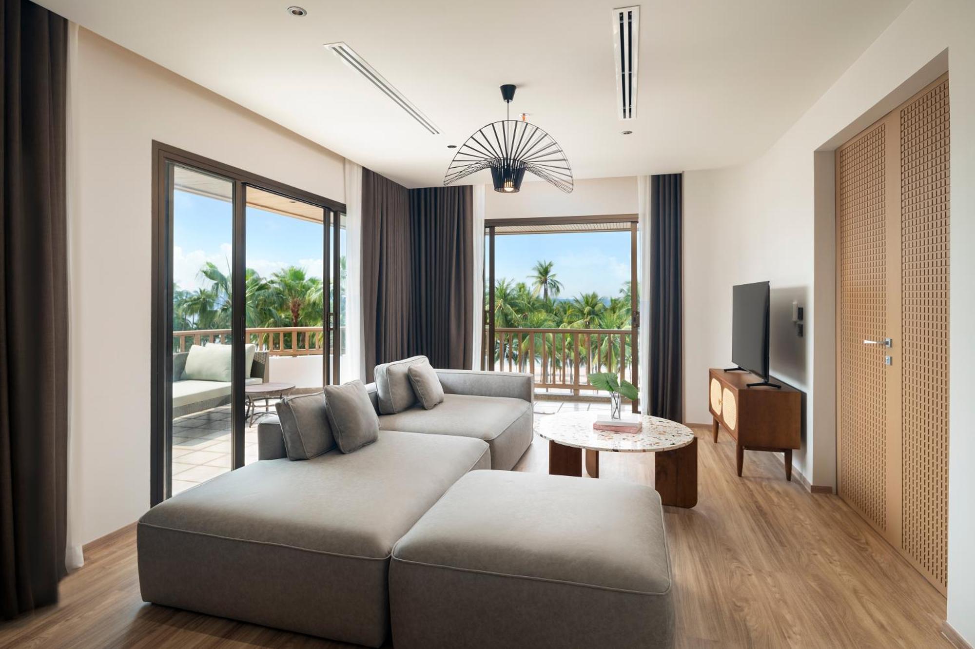 The Tide Resort Bang Saen Exterior photo