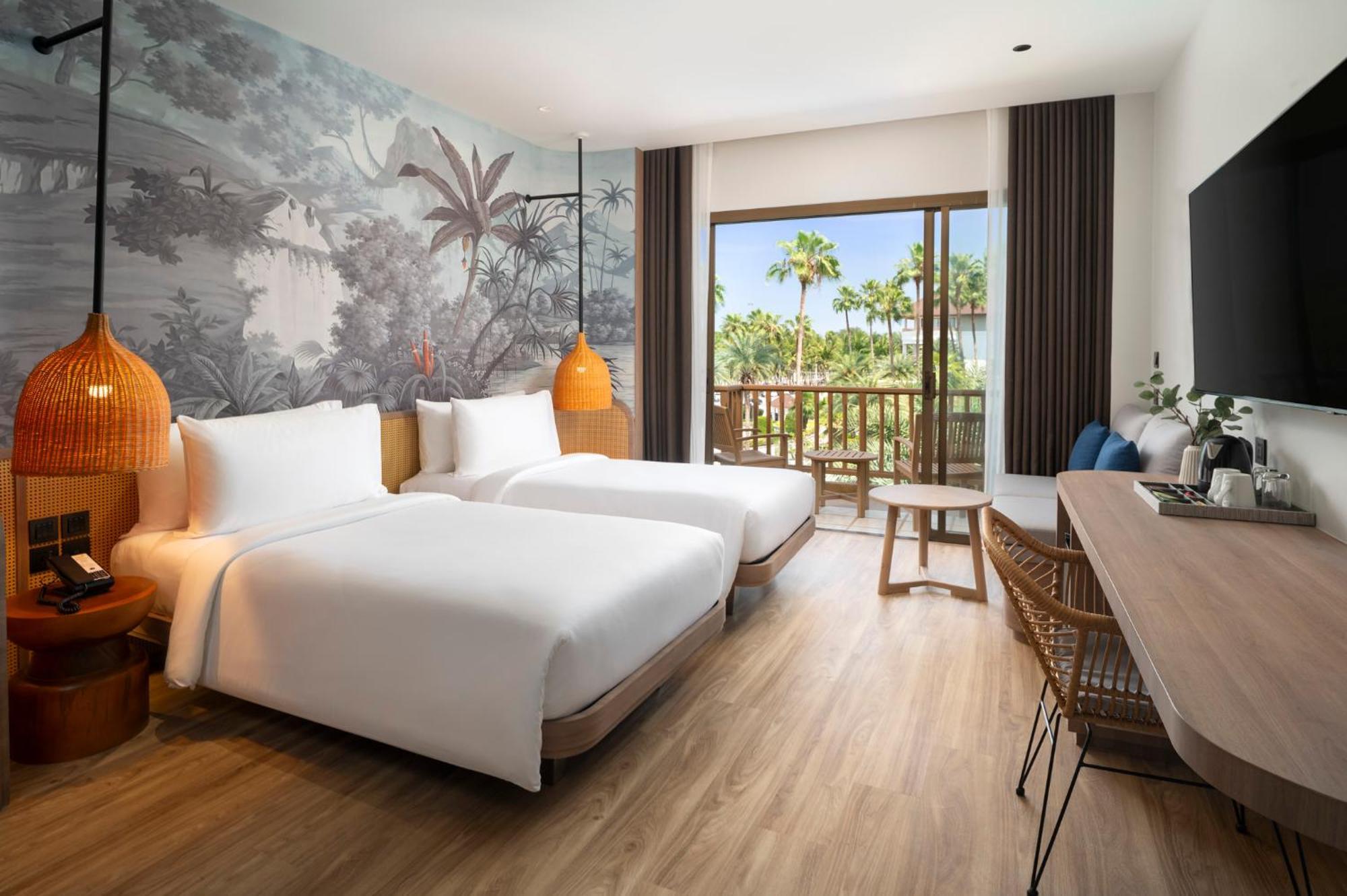 The Tide Resort Bang Saen Exterior photo